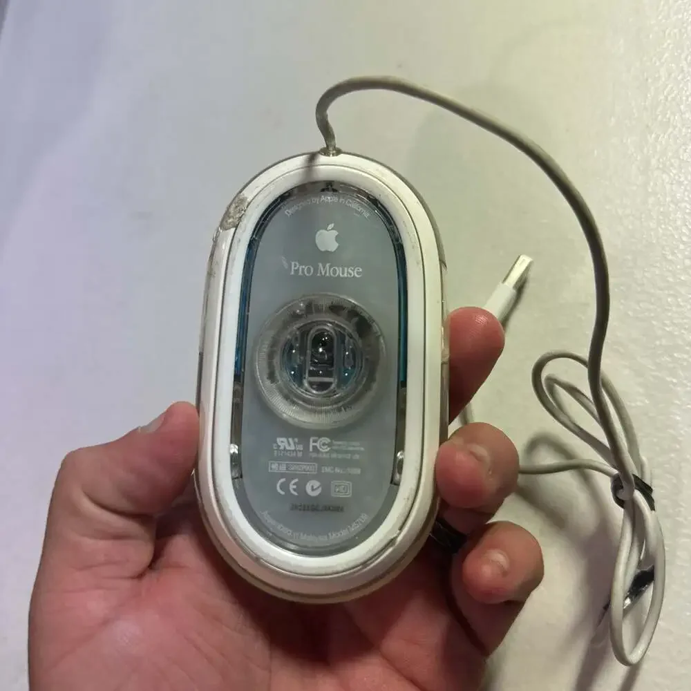 Apple Mouse M5769 White and Clear Wired Fast Pointer Pro Optical Mouse ==